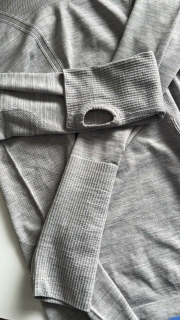 Senara Long Sleeve Light Grey - Old Logo Clearance