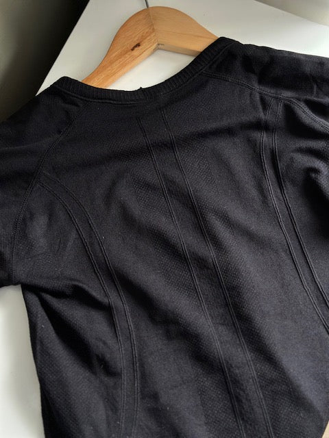 Senara Short Sleeve Black